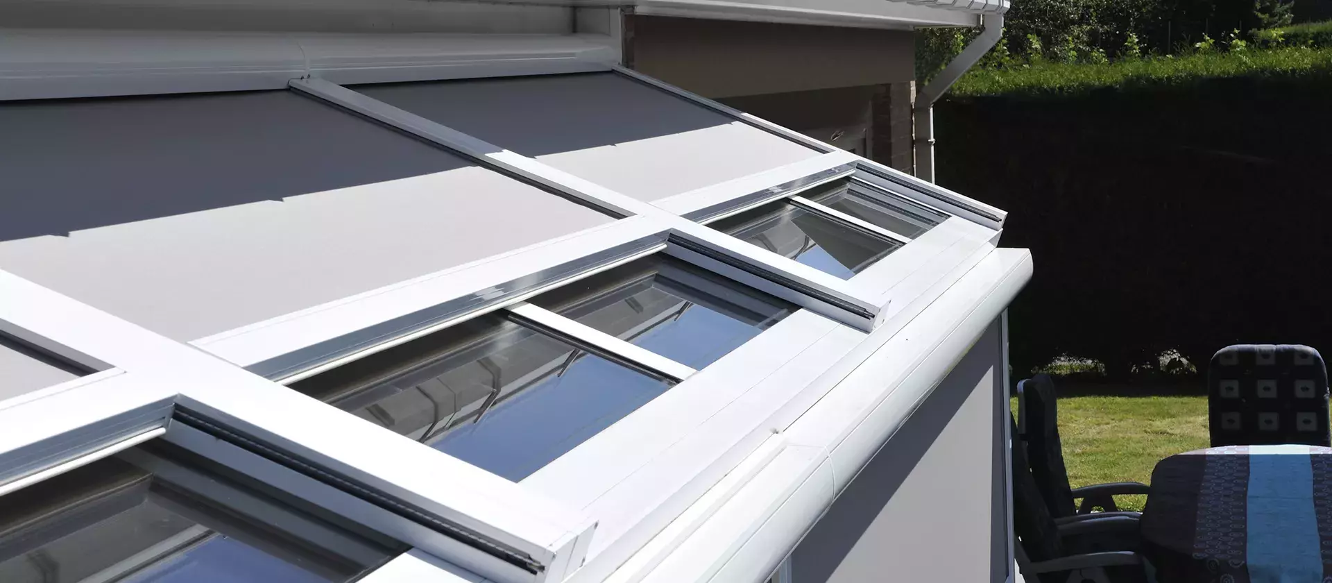 Brustor topscreen verandazonwering