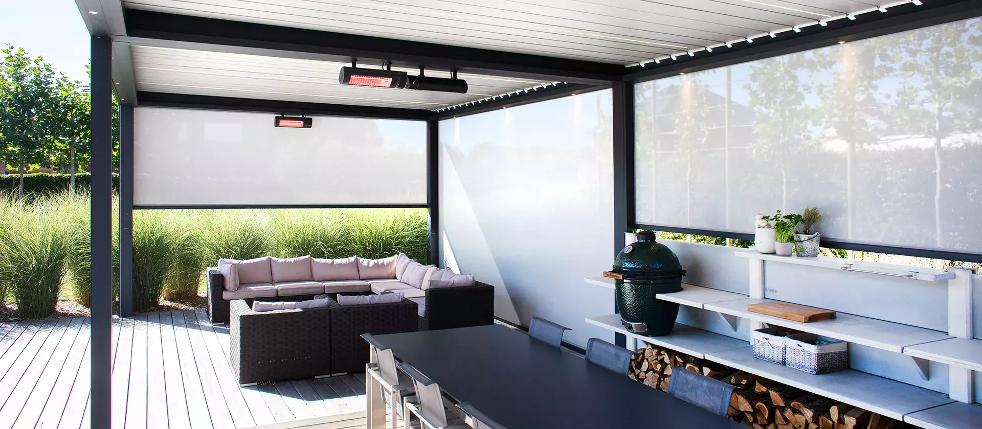 Brustor B200 XL patio roof with slats 