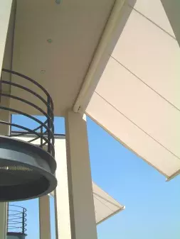 Brustor B20 tenda da sole