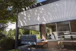 Brustor B250XL pergola orientabile alluminio