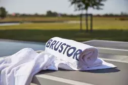 Brustor