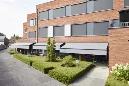 BRUSTOR B25 Store Banne