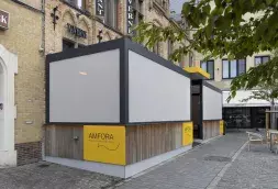 Project Horecazaak Amfora: Brustor Lamellendak B200 (XL): Frame: RAL 7016 | Lamellen: RAL 9016