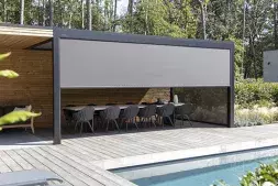 B250XL Brustor terrasoverkapping met Lamellendak: Frame: RAL 9005ST | Lamellen: RAL9007