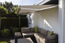 B50XL Brustor Knikarmscherm wit met grijs doek