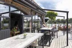 BRUSTOR B128 Pergola met opgerold doek