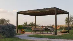 De Brustor B160XL Terrasoverkapping met lamellendak is het perfecte instapmodel 