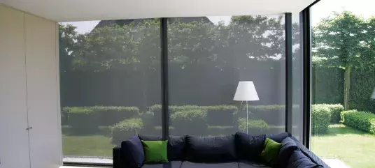 Brustor indoor screens 