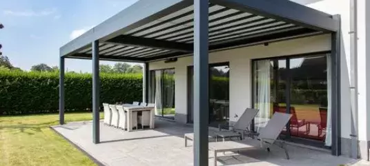 Brustor B300 - Pergola met harmonicadoek