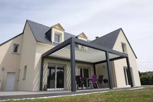 Brustor B200 couverture terrasse
