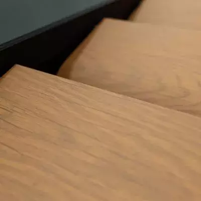 Die Brustor B200 XL-Lamellen in Holzoptik