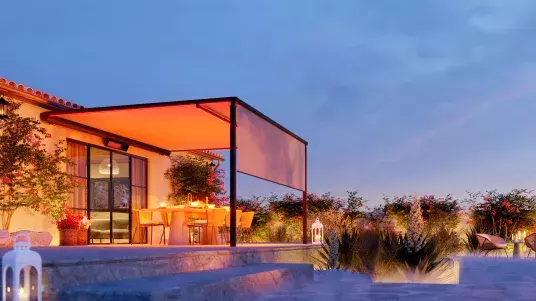 Die B128 Pergola Horizontal hat ein horizontales Dach